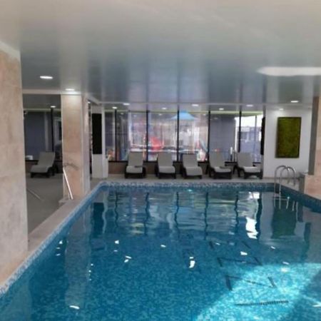 Alezzi Luxury Apartment Spa Resort Piscina Incalzita Sauna Parking Năvodari المظهر الخارجي الصورة