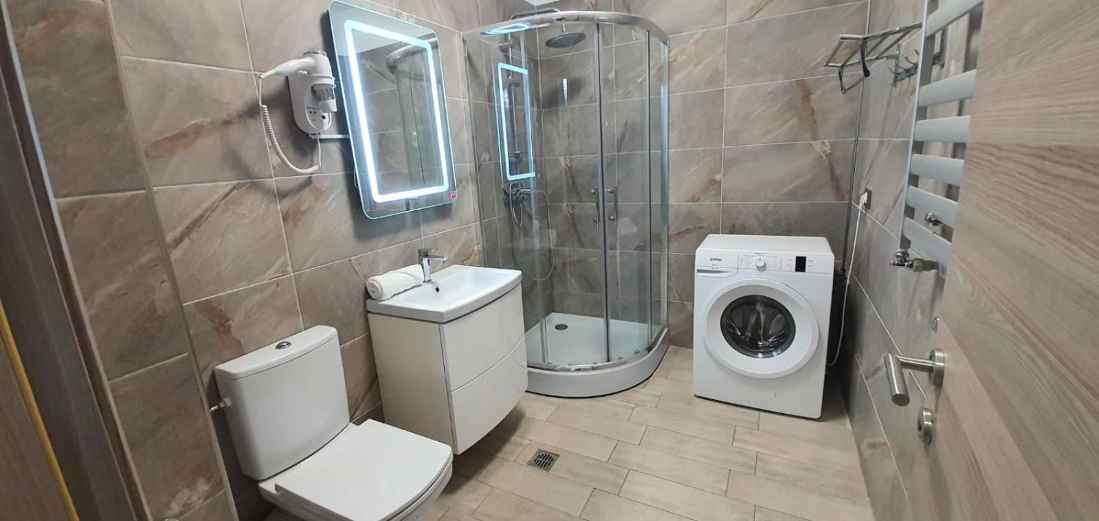 Alezzi Luxury Apartment Spa Resort Piscina Incalzita Sauna Parking Năvodari المظهر الخارجي الصورة